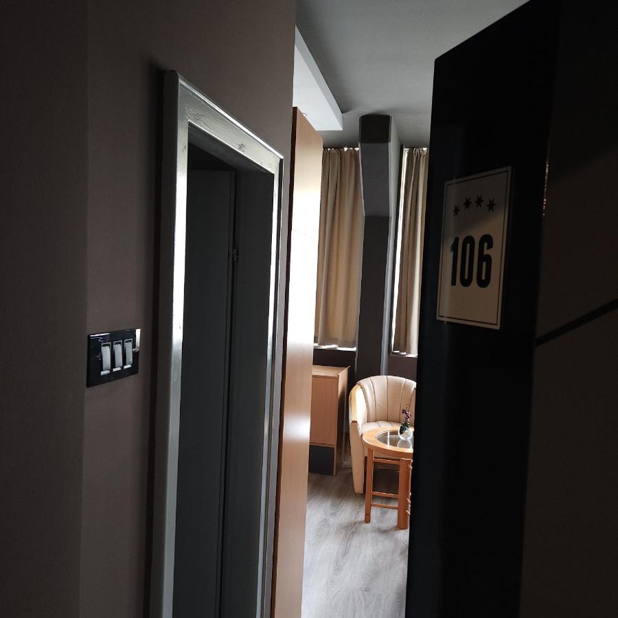 In Club Apart otel Vrnjačka Banja Dış mekan fotoğraf