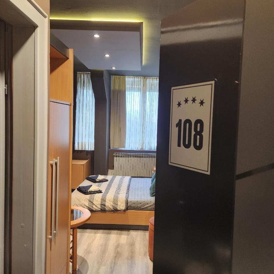 In Club Apart otel Vrnjačka Banja Dış mekan fotoğraf