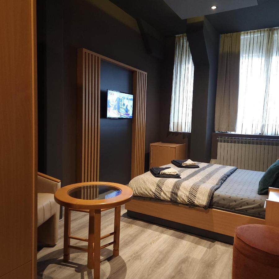 In Club Apart otel Vrnjačka Banja Dış mekan fotoğraf
